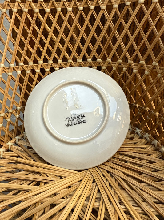 Vintage Yellowstone Souvenir Plate